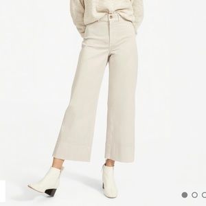 The Lightweight Wide Leg Crop Chino